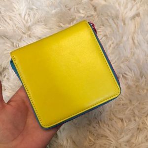 two-tone urban wallet